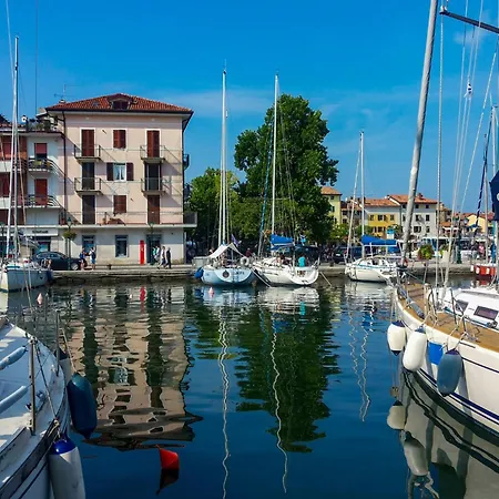 In 54734 * Bibione