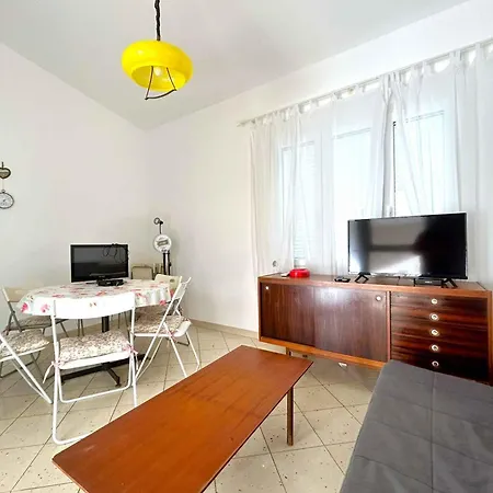 Appartamento In 54734